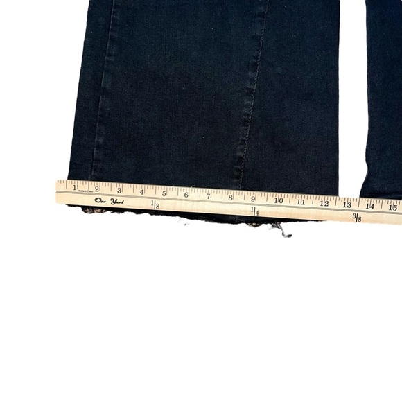 Free People Women's Flared Black Jeans size 25 pull on - Picture 7 of 7